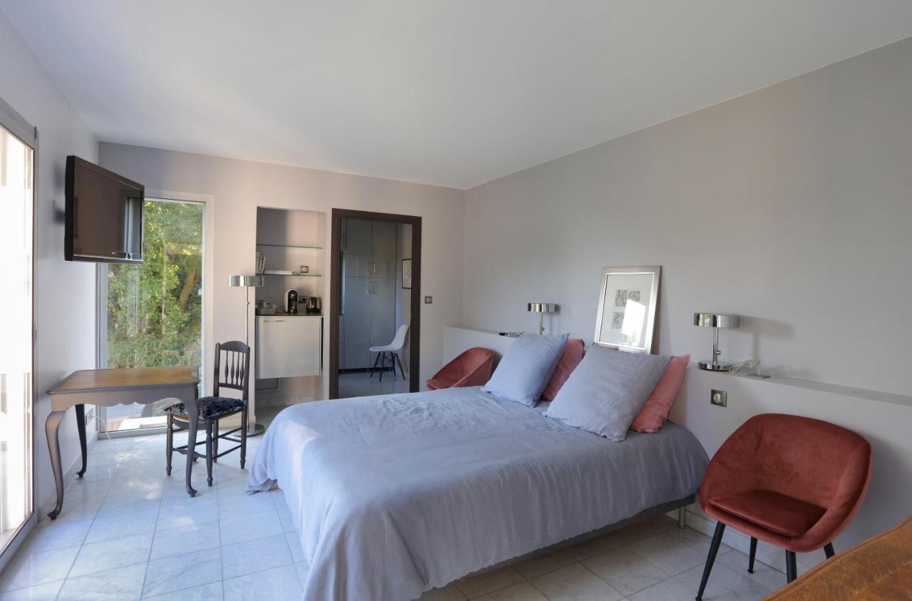 Chambres En Vue - Chambres D'Hotes La Tour-en-Jarez Kültér fotó